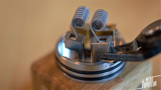 avis-dead-rabbit-v2-rda-blog-le-petit-vapoteur